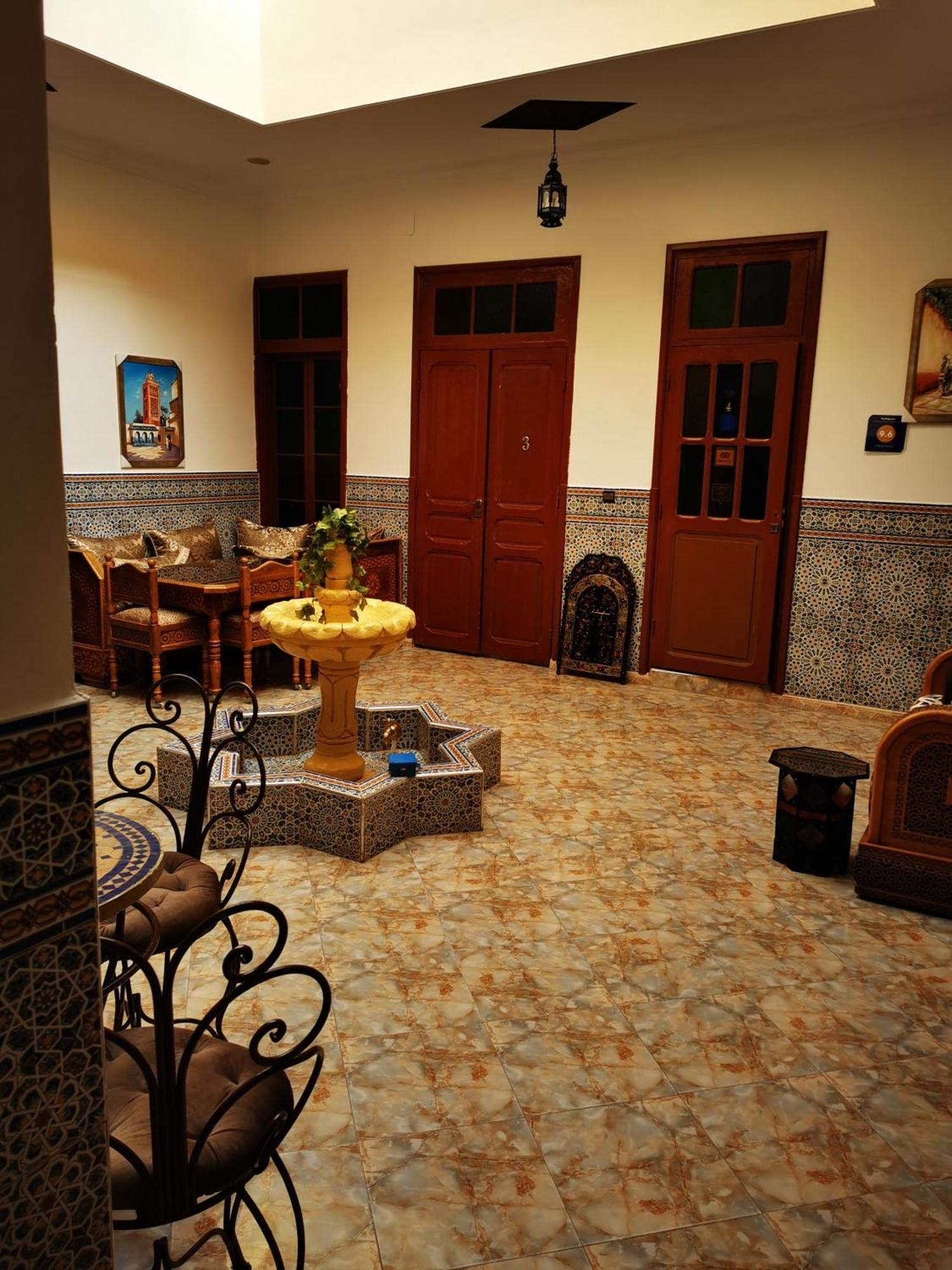 Dar Al Fassia Hotel Oujda Bagian luar foto