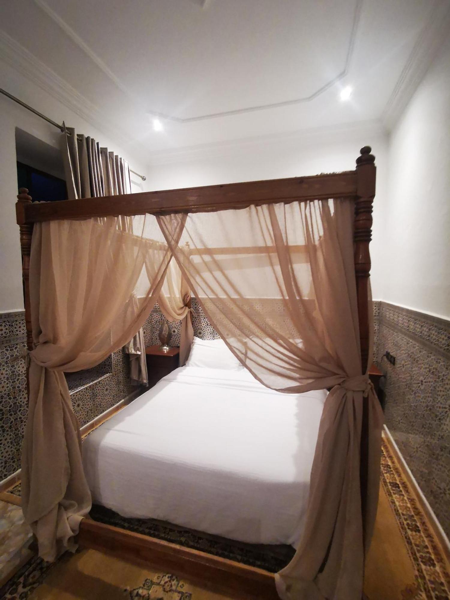Dar Al Fassia Hotel Oujda Bagian luar foto