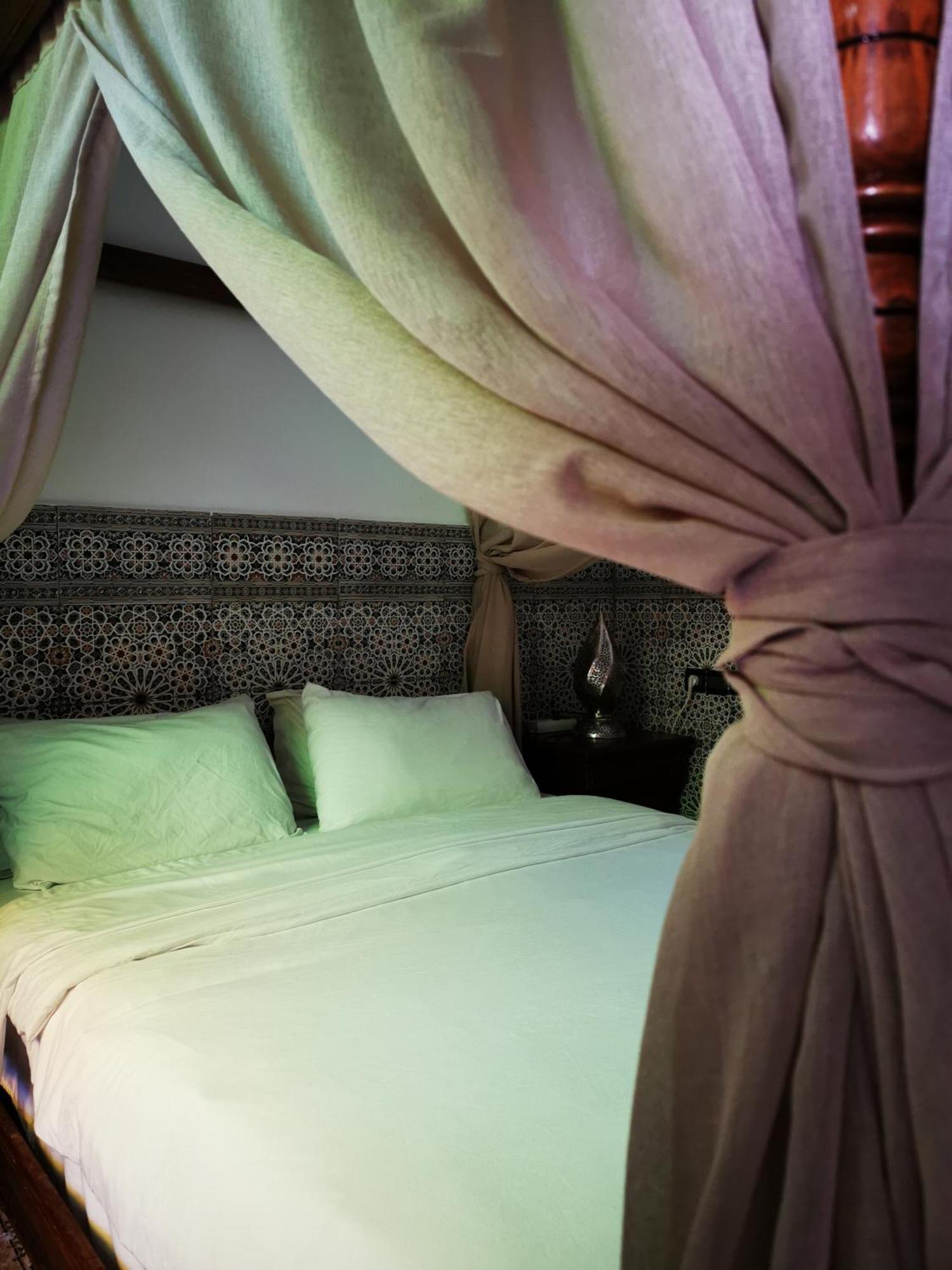 Dar Al Fassia Hotel Oujda Bagian luar foto