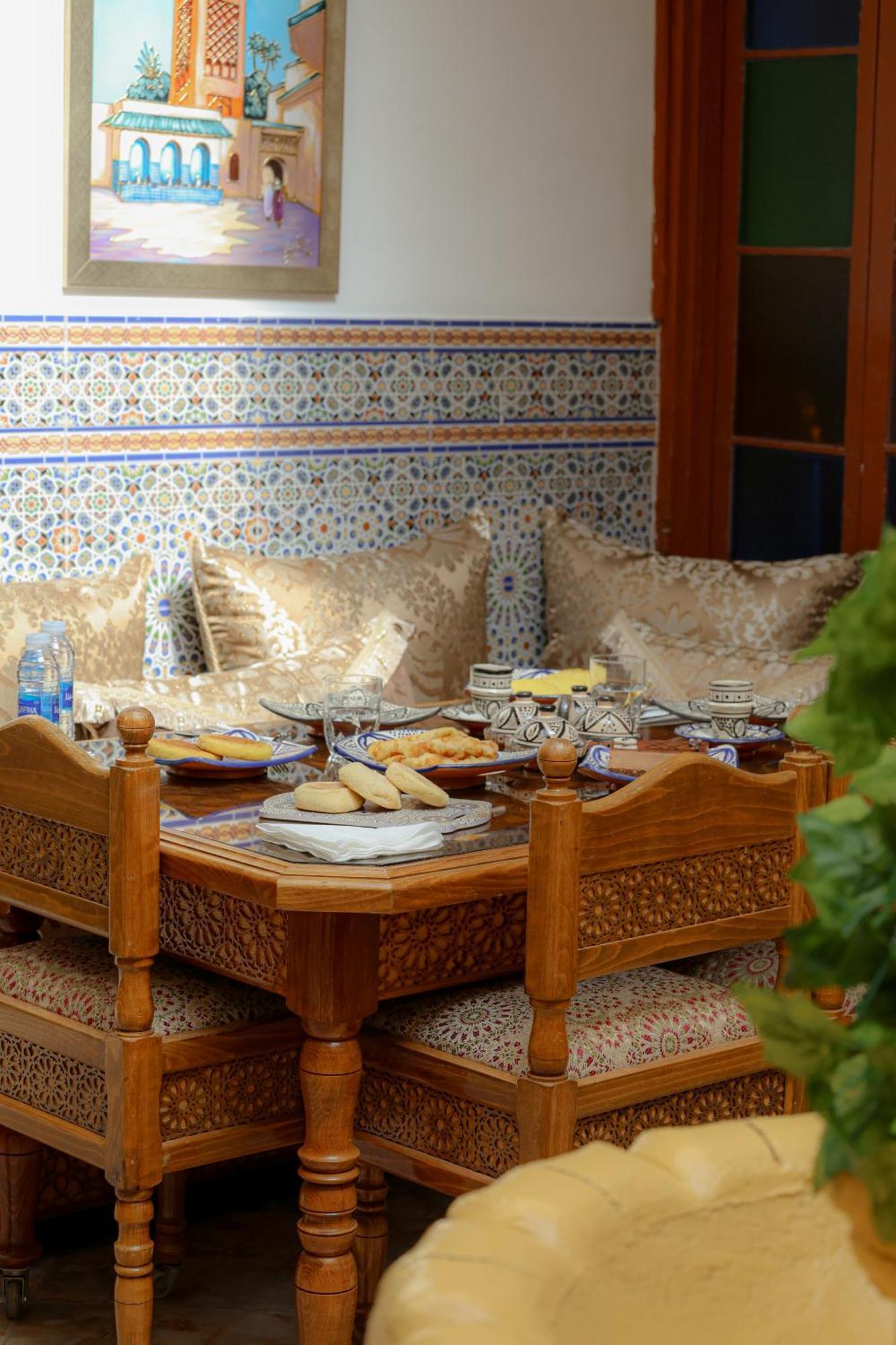 Dar Al Fassia Hotel Oujda Bagian luar foto